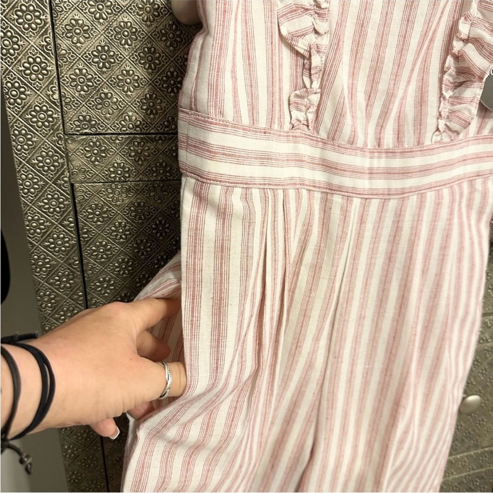 &MERCI Emilia Rae White & Red Ruffle Culotte Jumpsuit - Picture 3 of 5